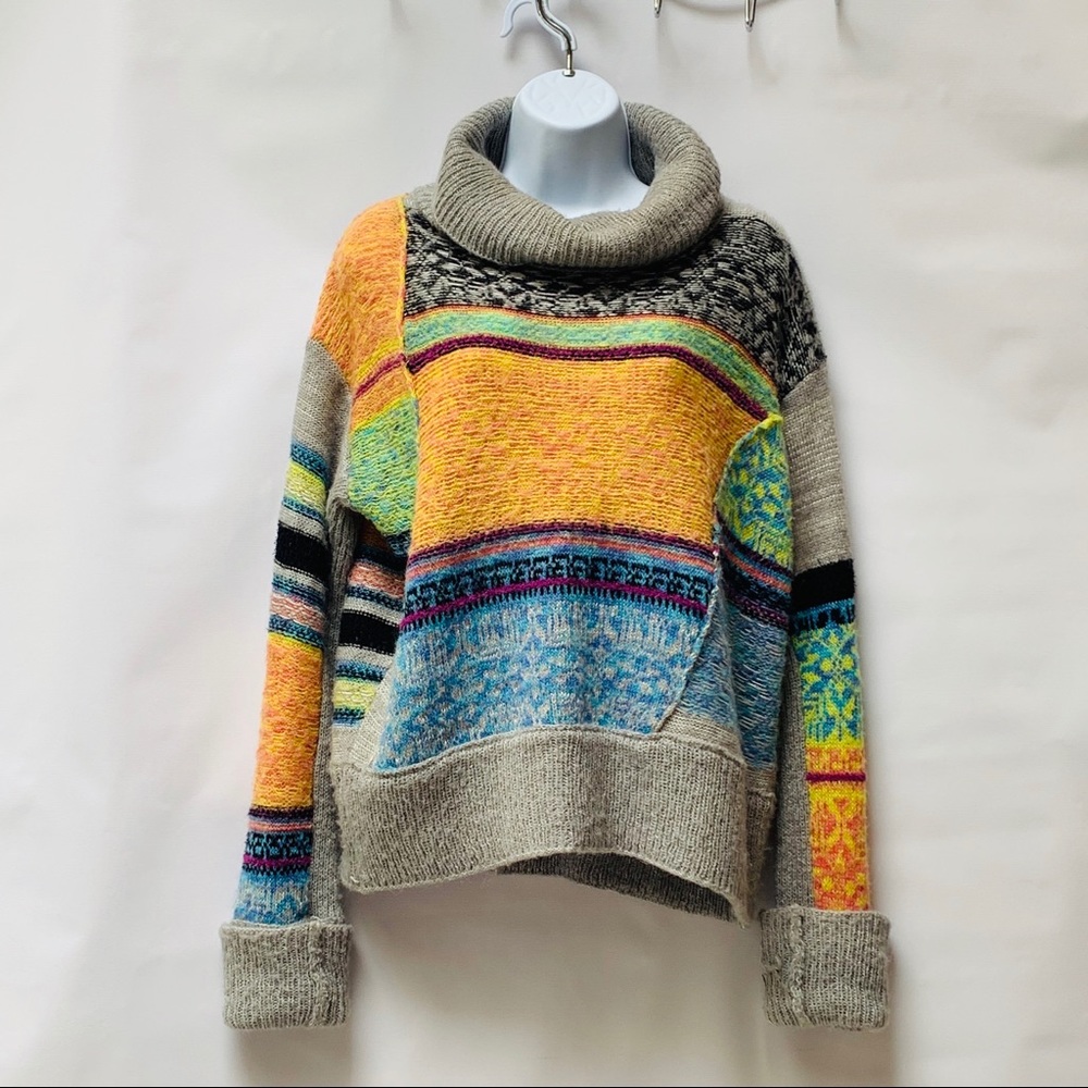 Free people by urban outfitters pullover sweater M